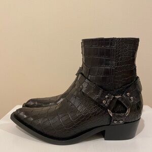 LA CANADIENNE Black Leather Boots